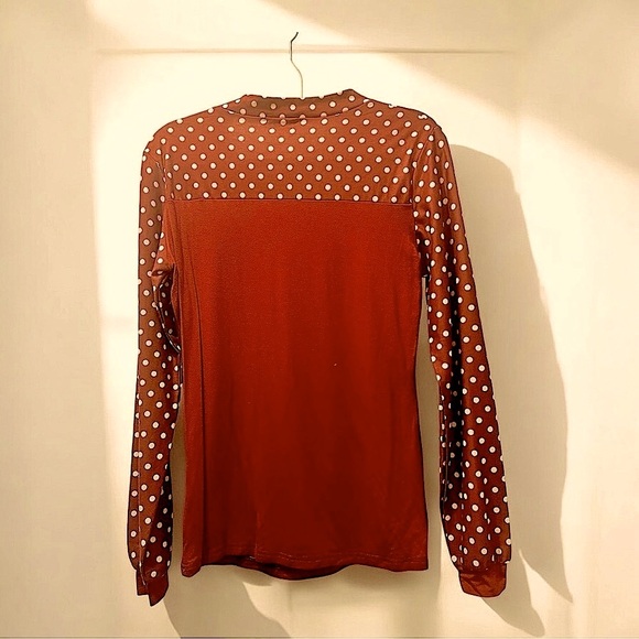 Chic Red Polka Dot Blouse - Picture 3 of 3